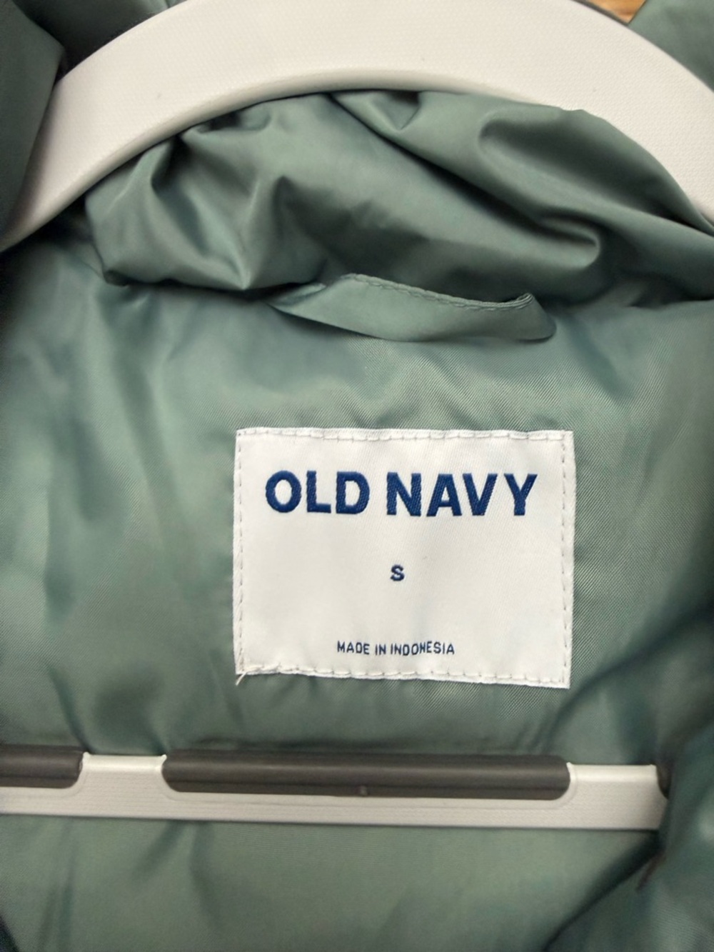 Old Navy Puffer Vest - Sage Green - Picture 3 of 3